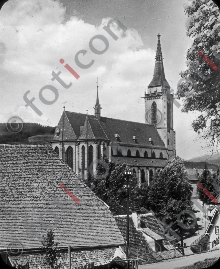 Pfarrkirche St. Jakobi | Parish Church of St. James (foticon-simon-127-044-sw.jpg)
